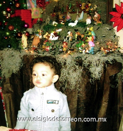 03012012 JUAN FERNANDO  Tovar Vázquez; es hijito de Fernando Tovar y Janeth Vázquez durante reciente festejo navideño.