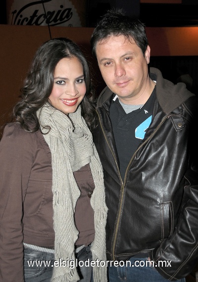 03012012 GABY  Robles y Carlos Herrera.
