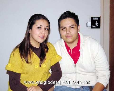 03012012 ALLYSON  y Salvador.