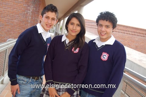 09012012 DIEGO  Ledesma, Fany Montelongo y Alexis Aguita.