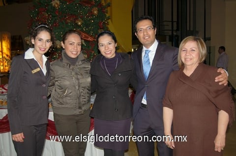 09012012 VALERIA , Liz, Karla, Saúl y Guadalupe.