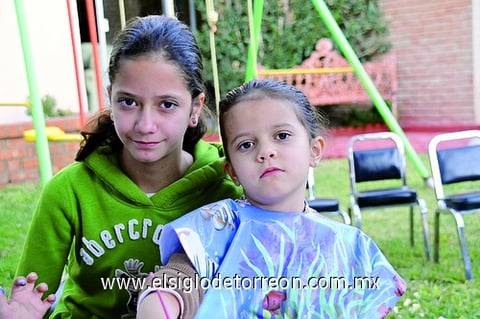 09012012 ANDREA  y Renata.