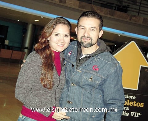 09012012 DANIELA  Larrañaga y Ernesto.