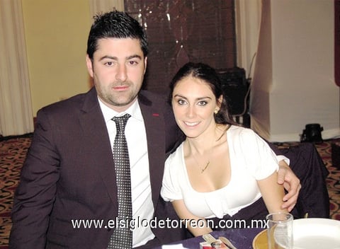 09012012 LUIS  y Ana.