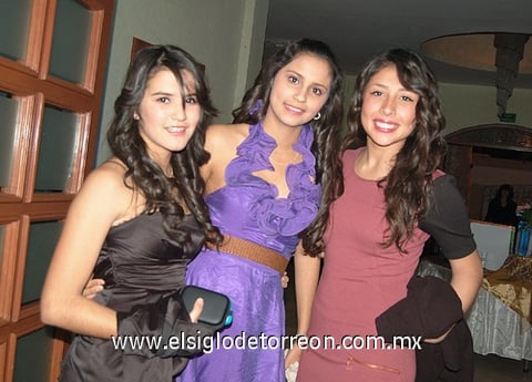 10012012 BRENDA  Sofía, Isabel Rodríguez y Niria Guerrero.