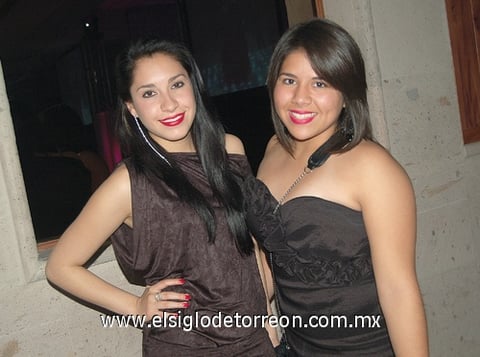 10012012 KARIME  Cedillo y Adahara Campos.