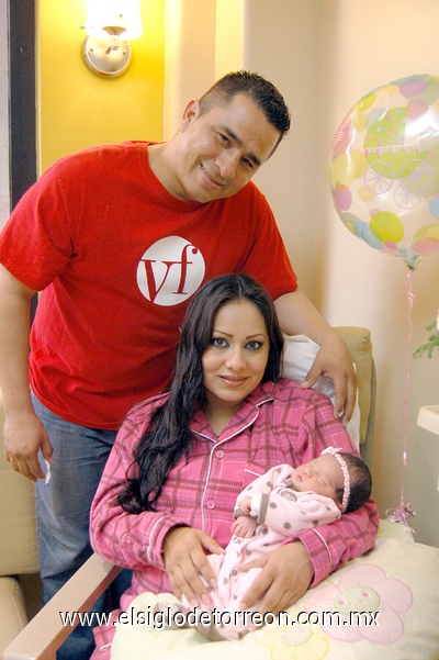 10012012 LíA MICHELLE  Alvarado Flores, hermosa pequeñita de Gabriela y Miguel.