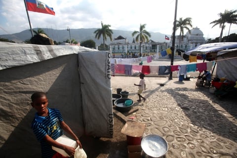 Las calles de la capital haitiana amanecieron tranquilas al cumplirse el segundo aniversario del terremoto que devastó al país.