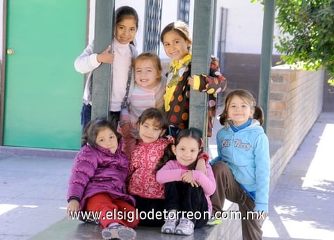 12012012 DANIELA , María Daniela, Samantha, Pía, Paulina, Abril y Mariana.