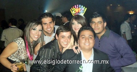 12012012 EDERLY , Aldo, Pedro, Kate, Omar y Jorge.