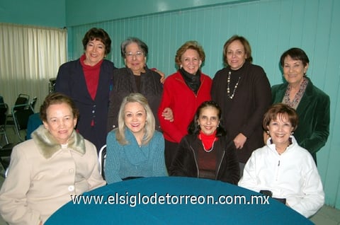 12012012 YOLANDA , María Elena, Laurita, Pilar, Rosa, Gloria, Laura, Estelita y Melita. Integrantes de la Fundación Down de La Laguna.