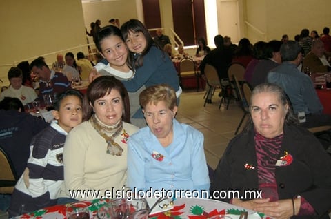 13012012 MARIANA , Ximena, Óscar, Lucía, Esperanza y Naime.