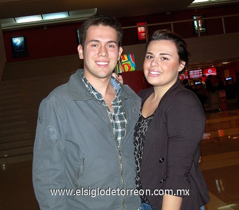 14012012 RODOLFO  Sarmiento y Giovanna Cruz.