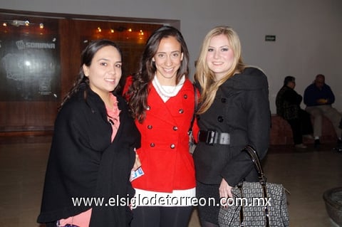 15012012 PAMELA,  Karla y Any.