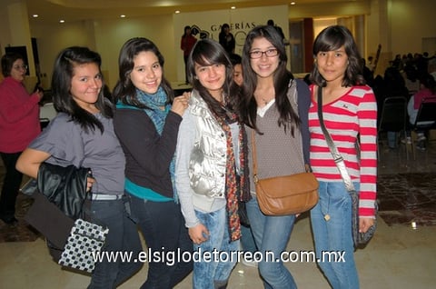 17012012 MARISELA , Jackeline, Amanda, Tania y Diana.