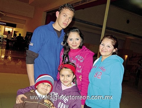 15012012 GUILLERMO , Marifer, Fanny, Alfonso e Ivonne.