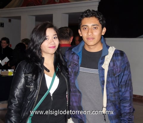 15012012 FRIDA  Ayala e Irving Lozano.