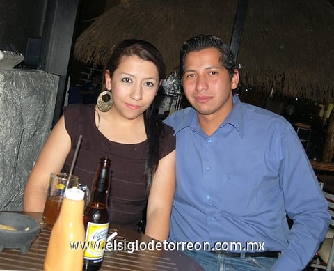 20012012 DALIA  Rubio y Néstor González.