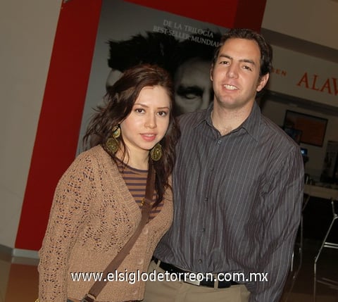 20012012 KARLA  y Alberto.