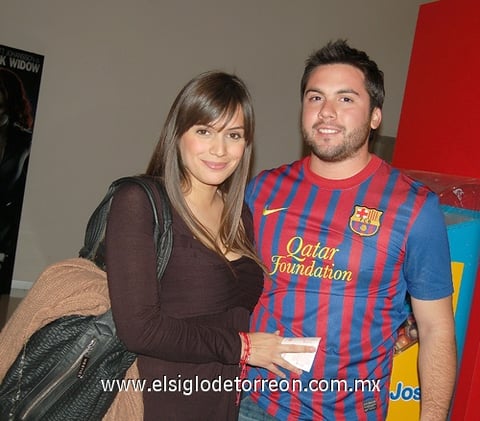 20012012 ROCíO  Gutiérrez y Daniel Acevedo.