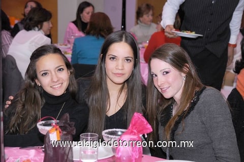 Inés, Cecilia y Susy.