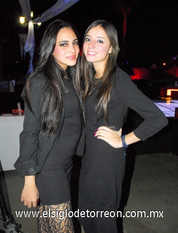 Sandra y Camila.