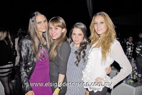 Ale, Bárbara, Andrea y Eva.