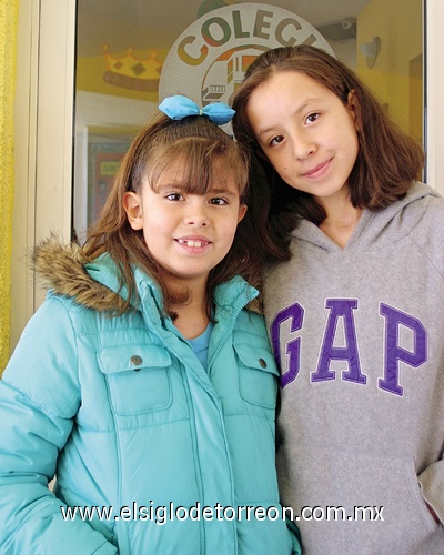 23012012 PAULINA  y Ana Luisa.