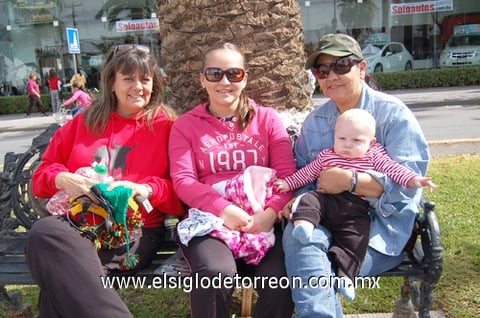 23012012 MAGALY , Georgina, Francisco y Marisol.