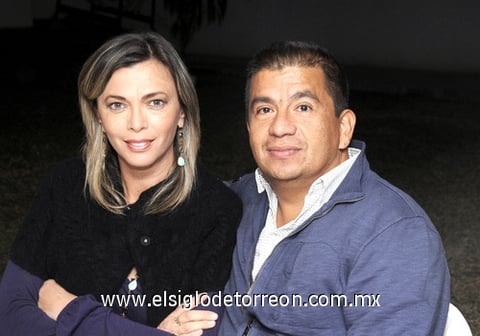 24012012 ROSA  y Rigoberto.