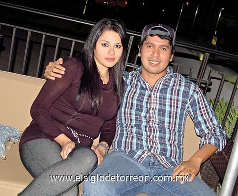 23012012 VANE  Zamora y Víctor Cervantes.