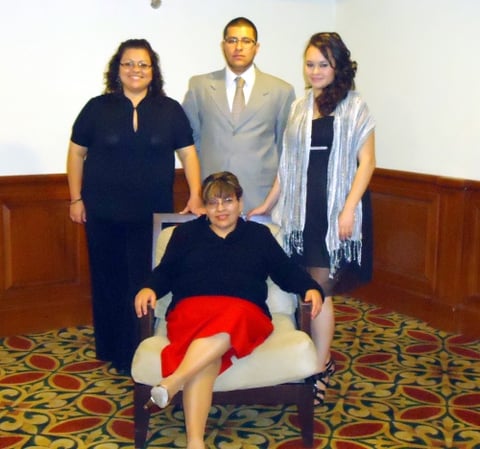 Familia Torres Aguayo en la graduación de
Isidro Torres.