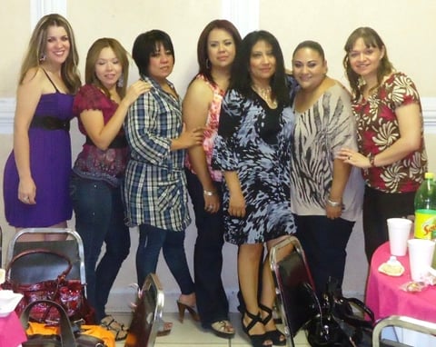 Thelma, Natalia, Lidia, Cynthia, Maribel, Aileén y Rosario.