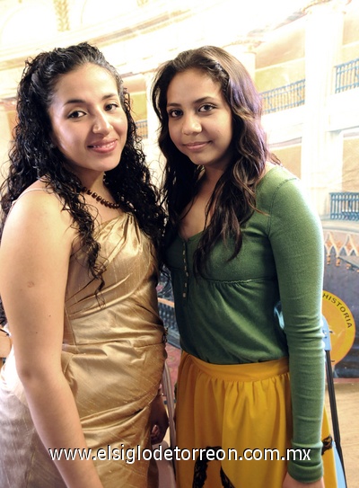 26012012 MARLÉN  Ramírez Cisneros y Clara Medina.