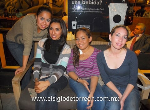 26012012 AZU  Soto y Brenda Rodríguez.