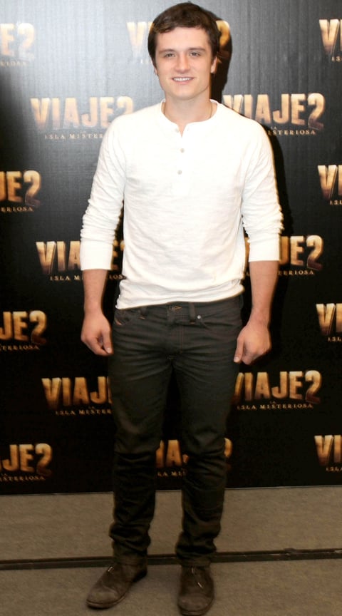 Josh Hutcherson  dijo en una visita fugaz a México que ya la gente de su edad no se encuentra interesada en los textos denominados clásicos.