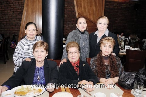30012012 ROSITA , Tere, Lupita, Mely, Juanita y Coco.