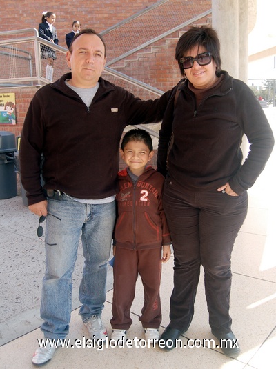 30012012 MARIO  Acosta, Nassim y Nancy.