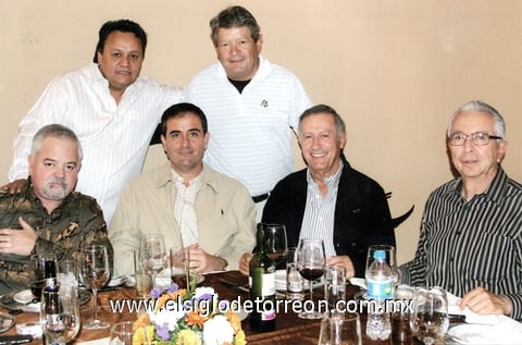 04022012 CARLOS  San Miguel, Memo Ávalos, Adolfo Garry, Pepe Murra, Ramiro Cantú y Obeso.