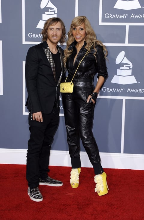 El productor francés David Guetta y su esposa.