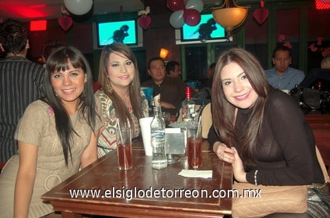 13022012 LUCERO , Lilina y Ruby.