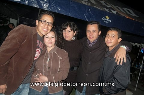 15022012 VICENTE , Claudia, Cindy, Poncho y Guillermo