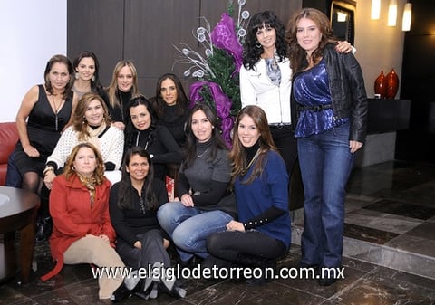 30122011 Grupo de amigas del Tenis de Gómez Palacio, Dgo., durante su reunión navideña.
