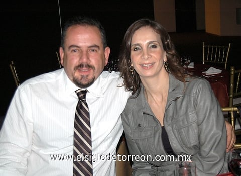 30122011 Omar y Liliana.  Homero y Fernanda.  Pily y Fernando.  Guillermo y Elisa.  Gabriela y Rogelio.