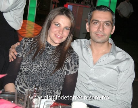 30122011 Omar y Liliana.  Homero y Fernanda.  Pily y Fernando.  Guillermo y Elisa.  Gabriela y Rogelio.