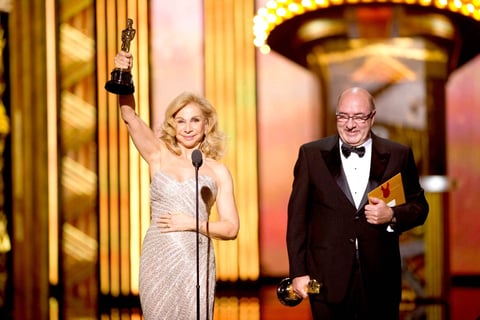La Francesca Lo Schiavo y Dante Ferretti recibieron el Oscar a la mejor Mejor Dirección Artística por 'Hugo'.