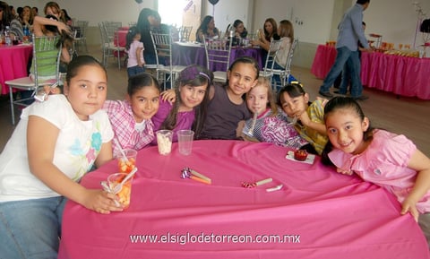 06032012 NANCY , Leslie, Cassandra, Andrea, Mariángel, Ximena y Marifer.