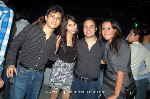 01032012 LUIS , Gaby, Rodrigo y Ana Rosa.