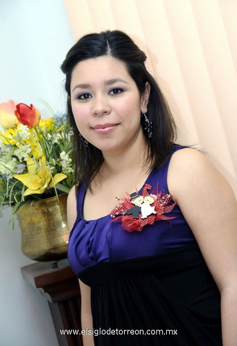 05032012 MARíA TERESA  Salazar Ramírez contraerá nupcias el diez de marzo con Jorge Alberto Ramírez.
