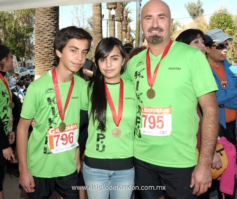02032012 MAURO , Martha y Mart